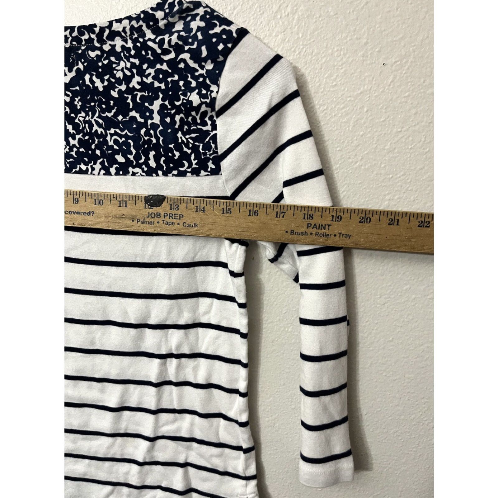 Nautica Nautica Small White Navy Striped 3/4 Sleeve w/ Button Accents on Shoulder Size S / US 4 / IT 40 - 5 Thumbnail