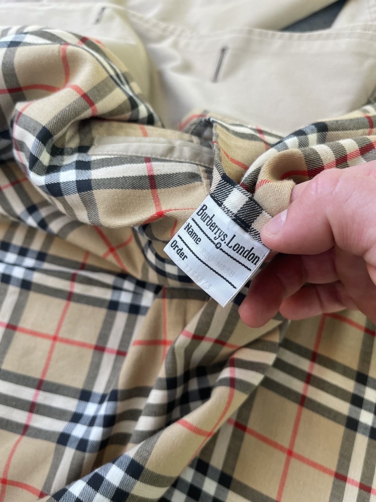 Burberry Vintage Burberry Trench Coat 90s Nova Check Beige Belted Size US L / EU 52-54 / 3 - 15 Thumbnail