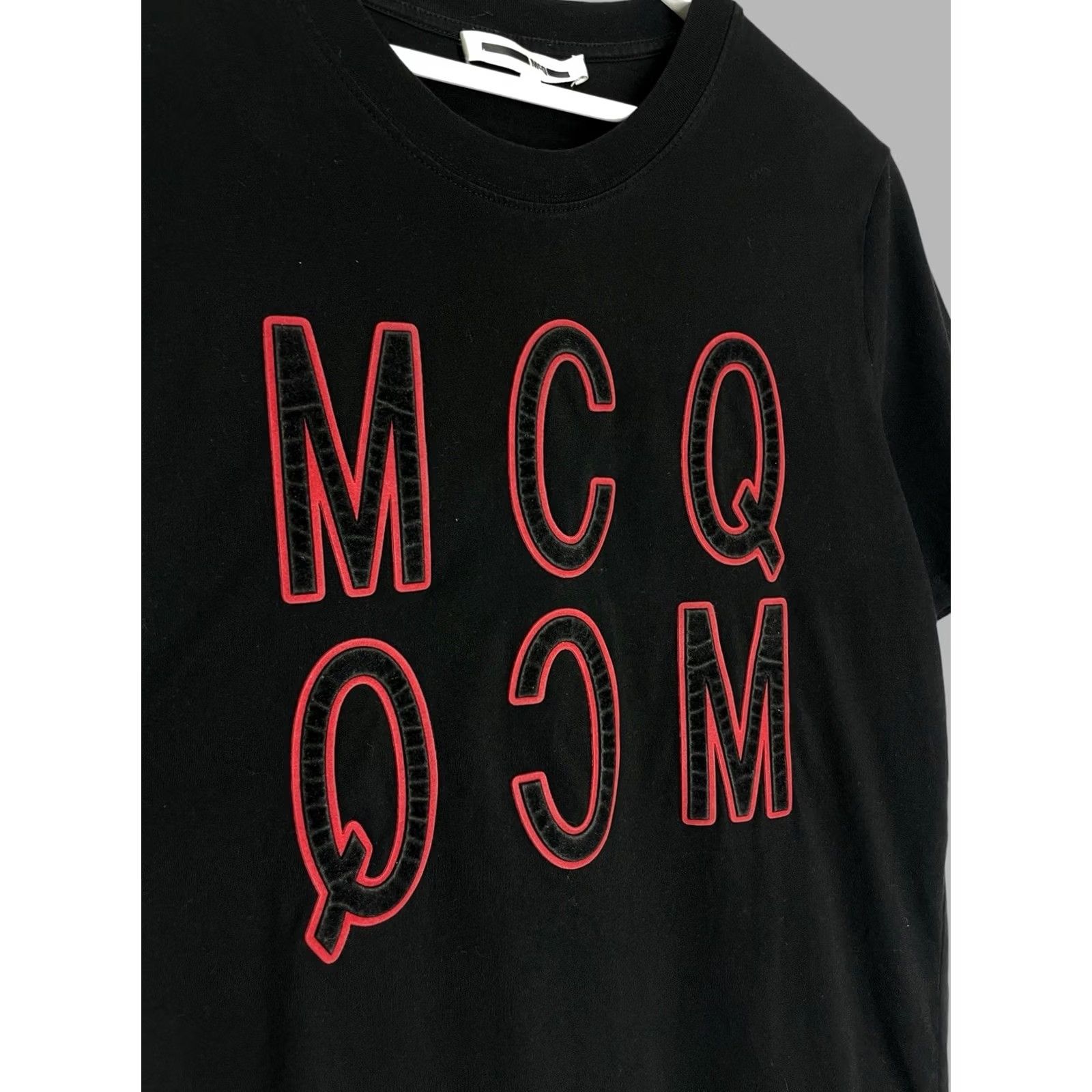 Alexander McQueen McQ Alexander McQueen Velvet Logo T-Shirt, Black, L, Men, Crew Neck, Cotton, Regular, All Seasons, Designer, Vintage: No Size US L / EU 52-54 / 3 - 3 Thumbnail
