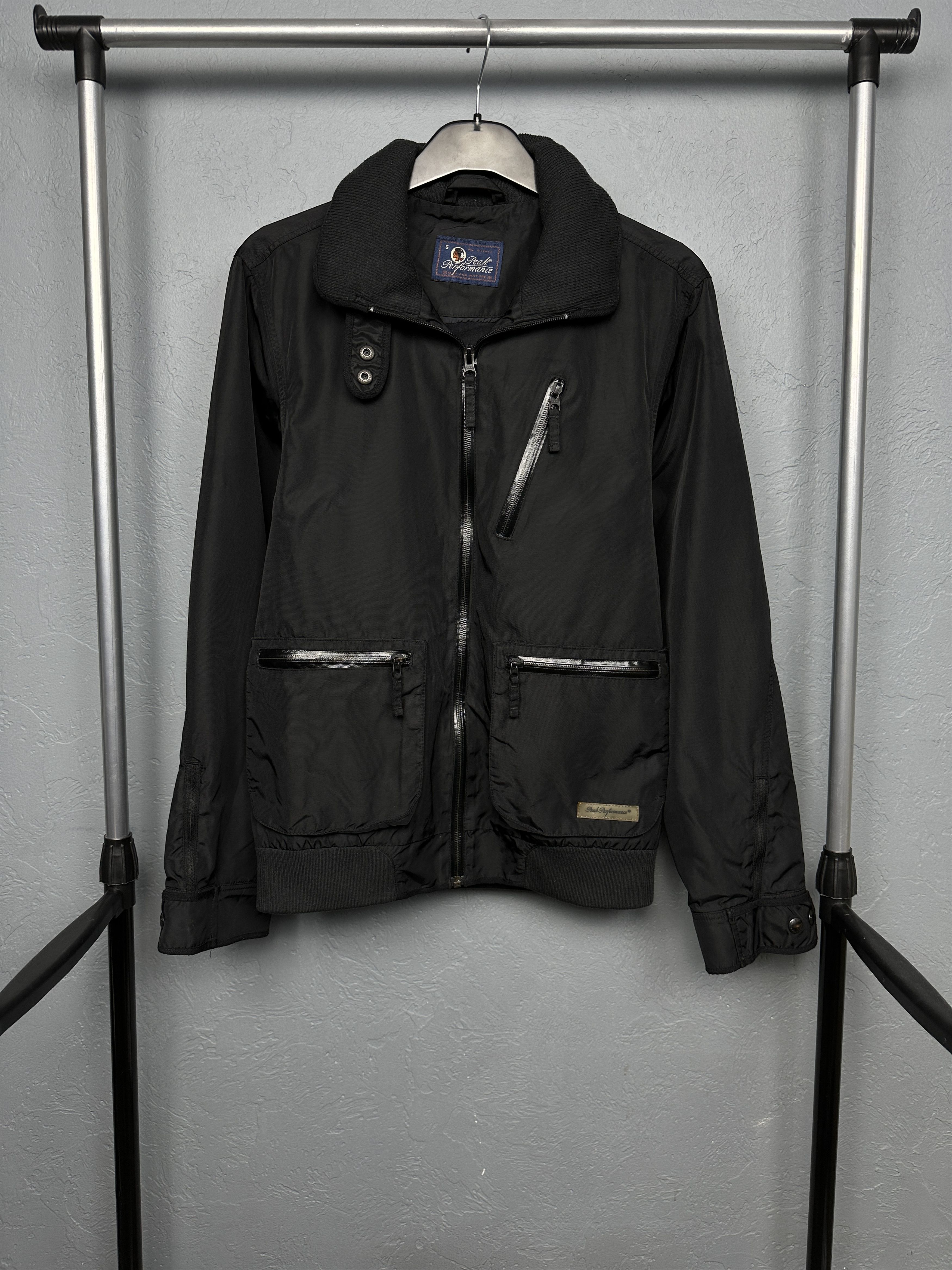 Peak Performance Peak Performance Womens Outdoor Windbreaker Jacket Size S / US 4 / IT 40 - 1 Thumbnail