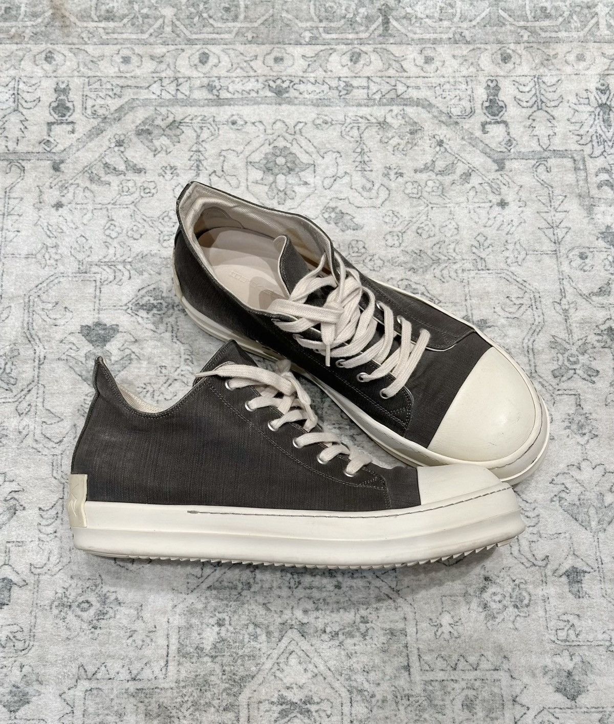 Rick Owens Rick Owens DRKSHDW Low-Top Grey Canvas Sneakers Size US 10.5 / EU 43-44 - 3 Thumbnail