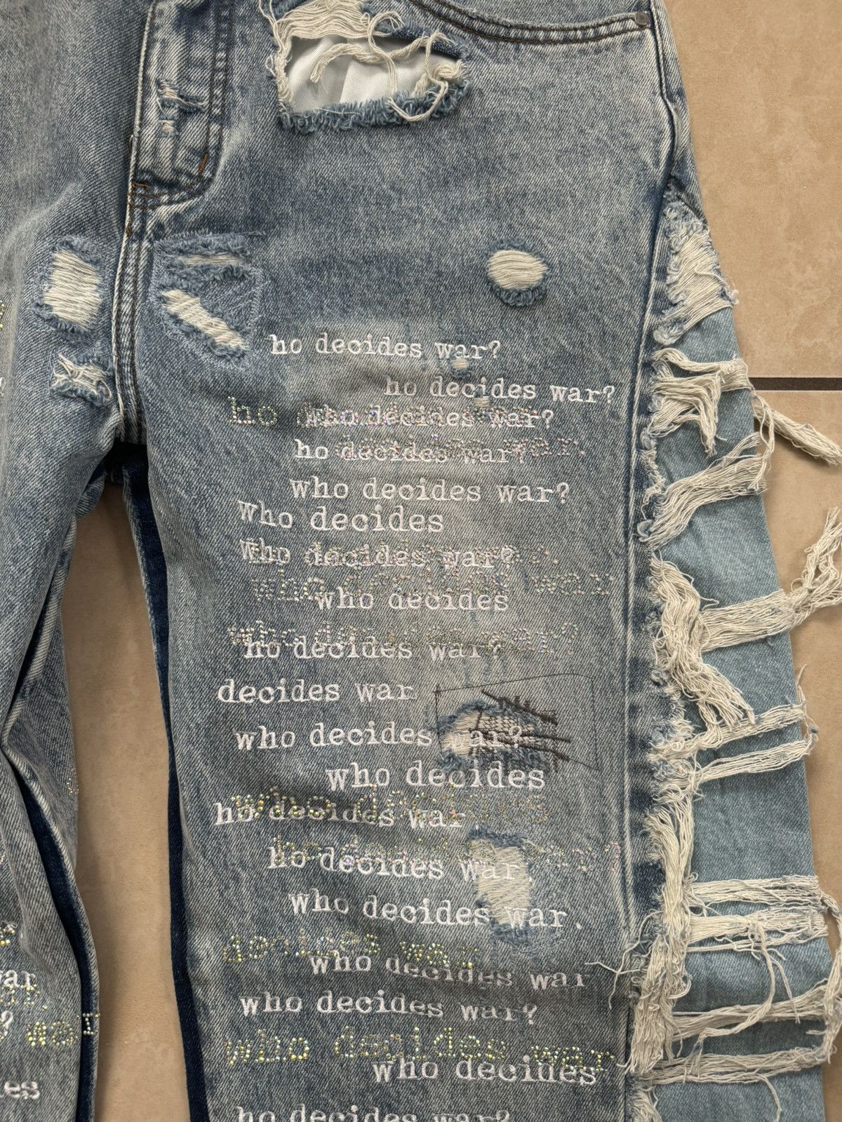 Who Decides War Who Decides War Ultra Flare Scripture Denim Size US 36 / EU 52 - 2 Thumbnail