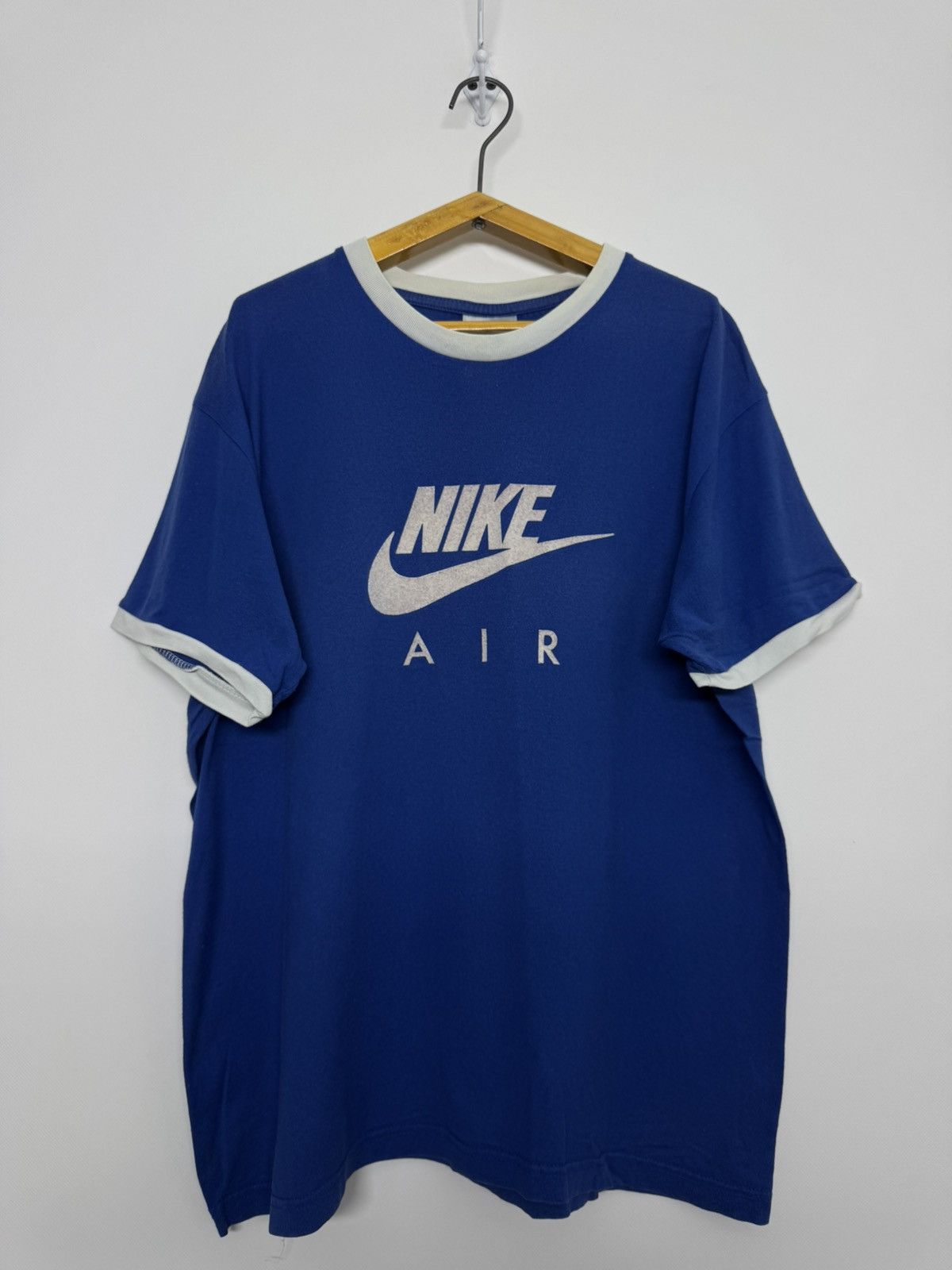 Nike Vintage Y2k Nike Air Big Logo Swoosh T-Shirt Size US XL / EU 56 / 4 - 3 Thumbnail