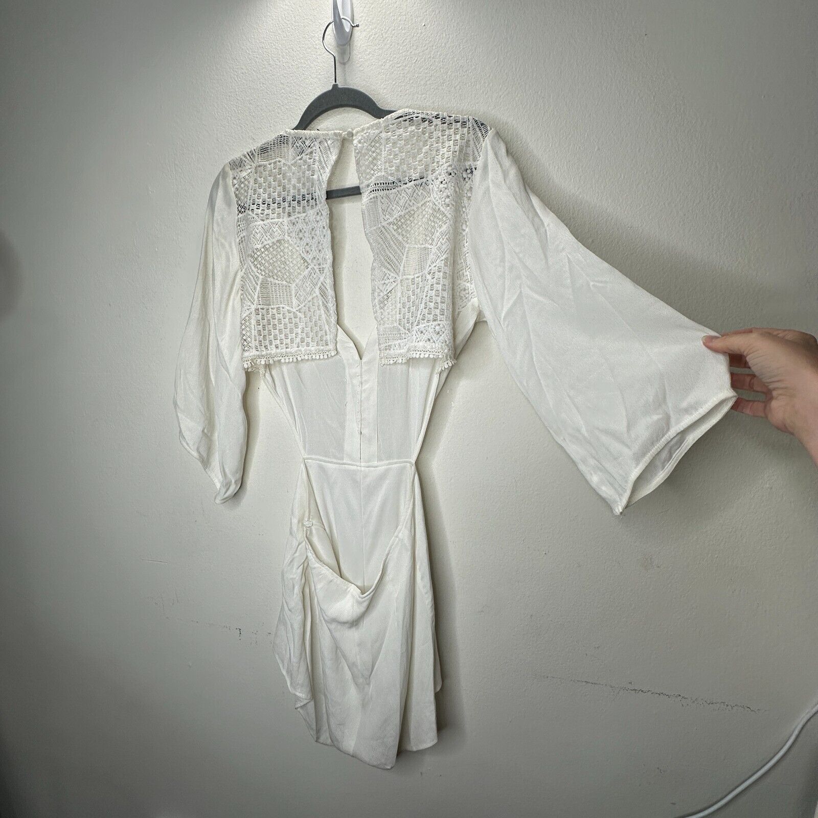 Other Dance & Marvel Ivory Front Deep V Button Open Back Romper L Size 36" / US 14 / IT 50 - 5 Thumbnail