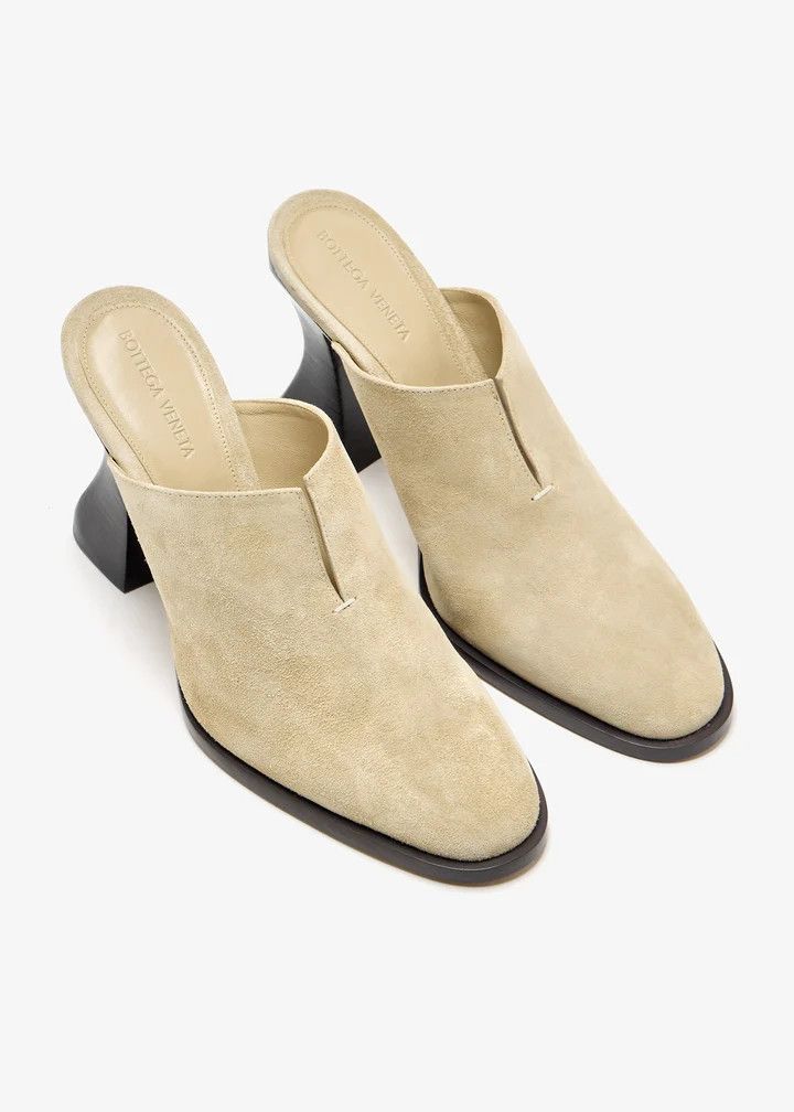 Bottega Veneta o1n1vont1125 Cha-Cha Mules in Beige Size US 6 / IT 36 - 3 Thumbnail