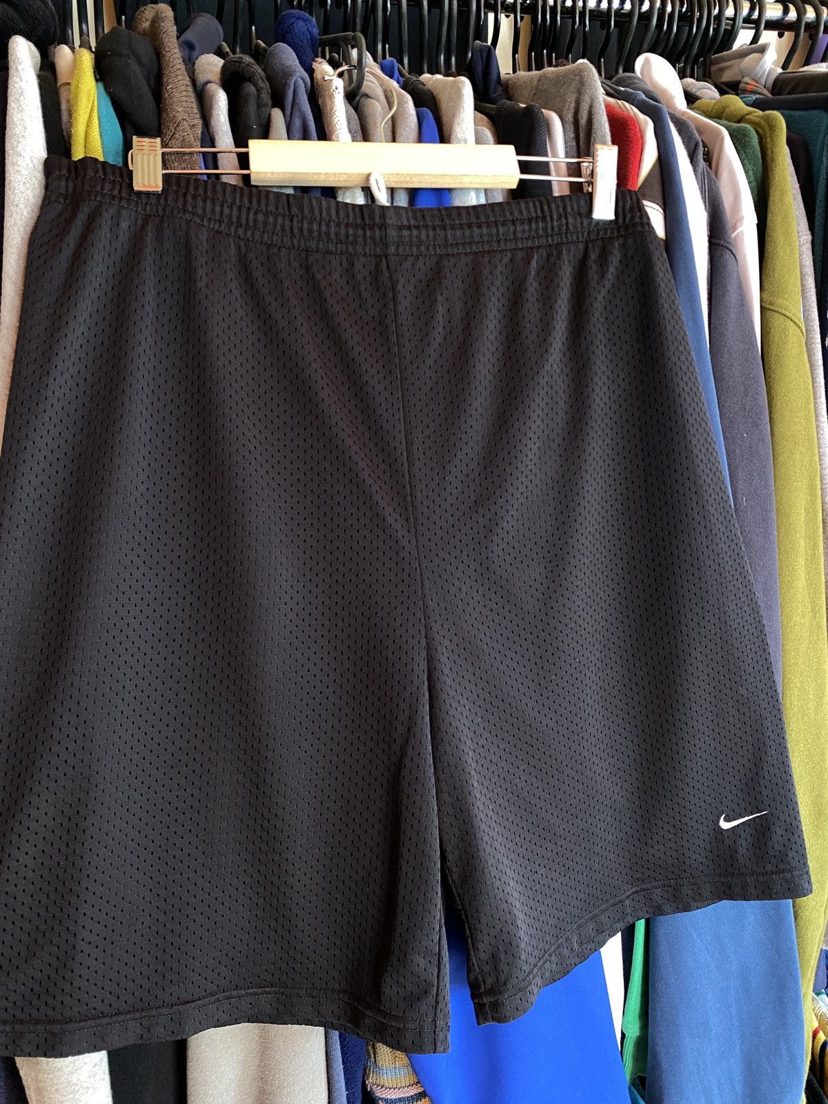 Nike VINTAGE NIKE RAP SHORTS Y2k Size US 32 / EU 48 - 2 Thumbnail