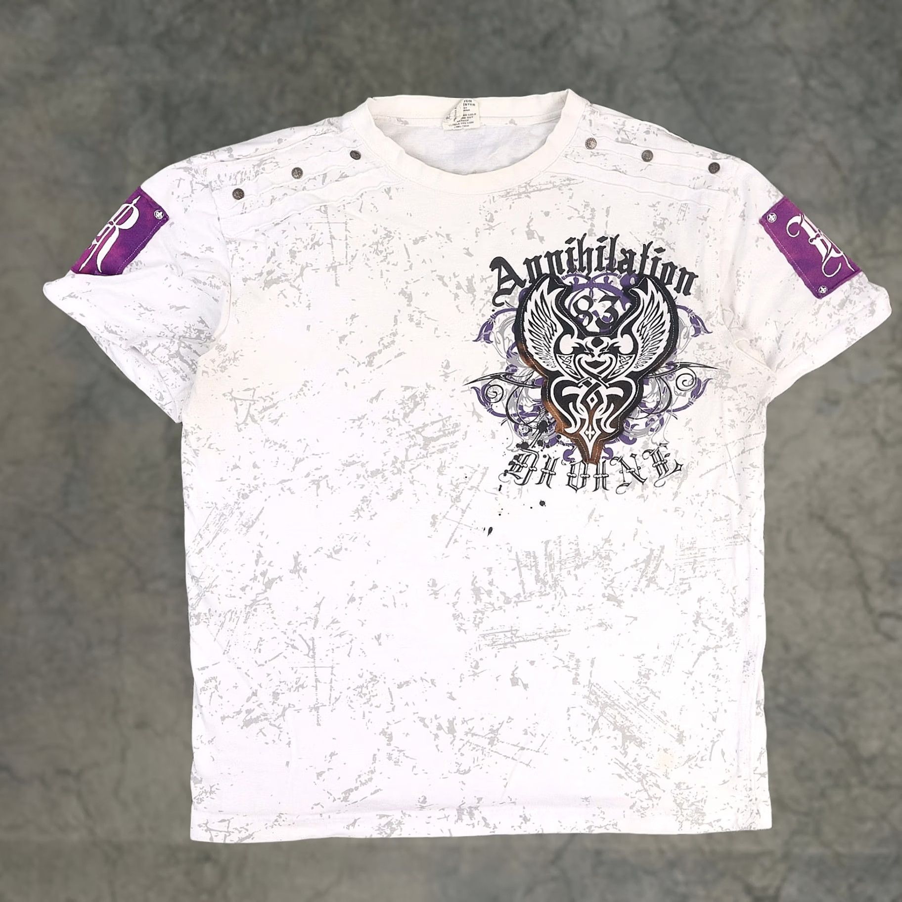 Vintage VINTAGE Raw Blue Y2K Annihilation Grunge Wings White Short Sleeve T-Shirt 2XL Mens Size US XXL / EU 58 / 5 - 1 Thumbnail