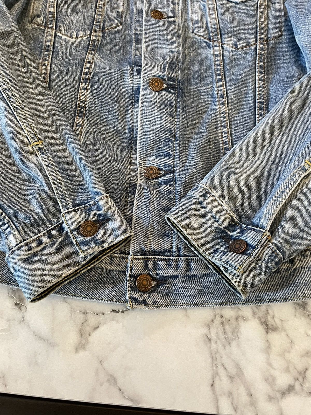 Levi's Vintage Levi’s washed blue denim jacket Size US M / EU 48-50 / 2 - 7 Thumbnail