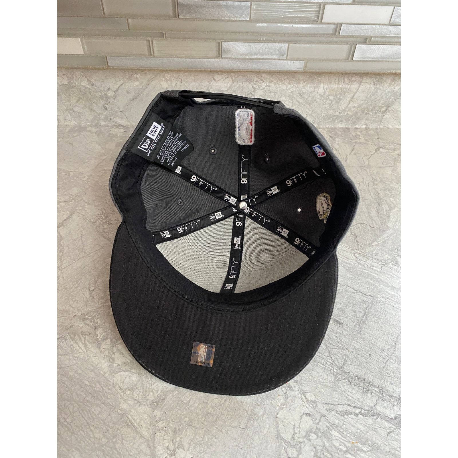 New Era Milwaukee Bucks 2021 NBA Champions New Era Snapback Hat Size ONE SIZE - 7 Thumbnail