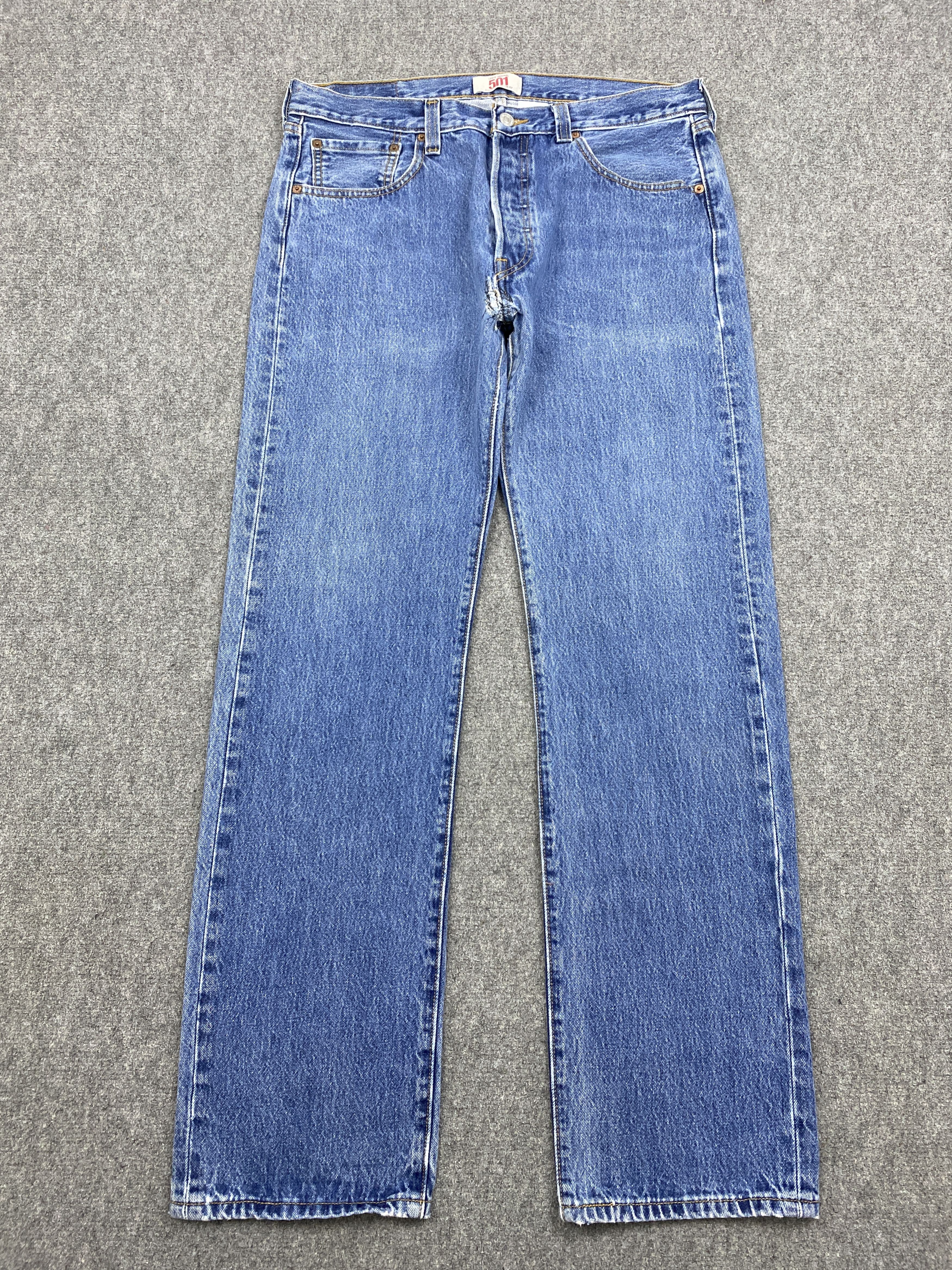 Levi's Blue Denim Vintage Levi's 501 Jeans DP2831 Size US 32 / EU 48 - 1 Thumbnail