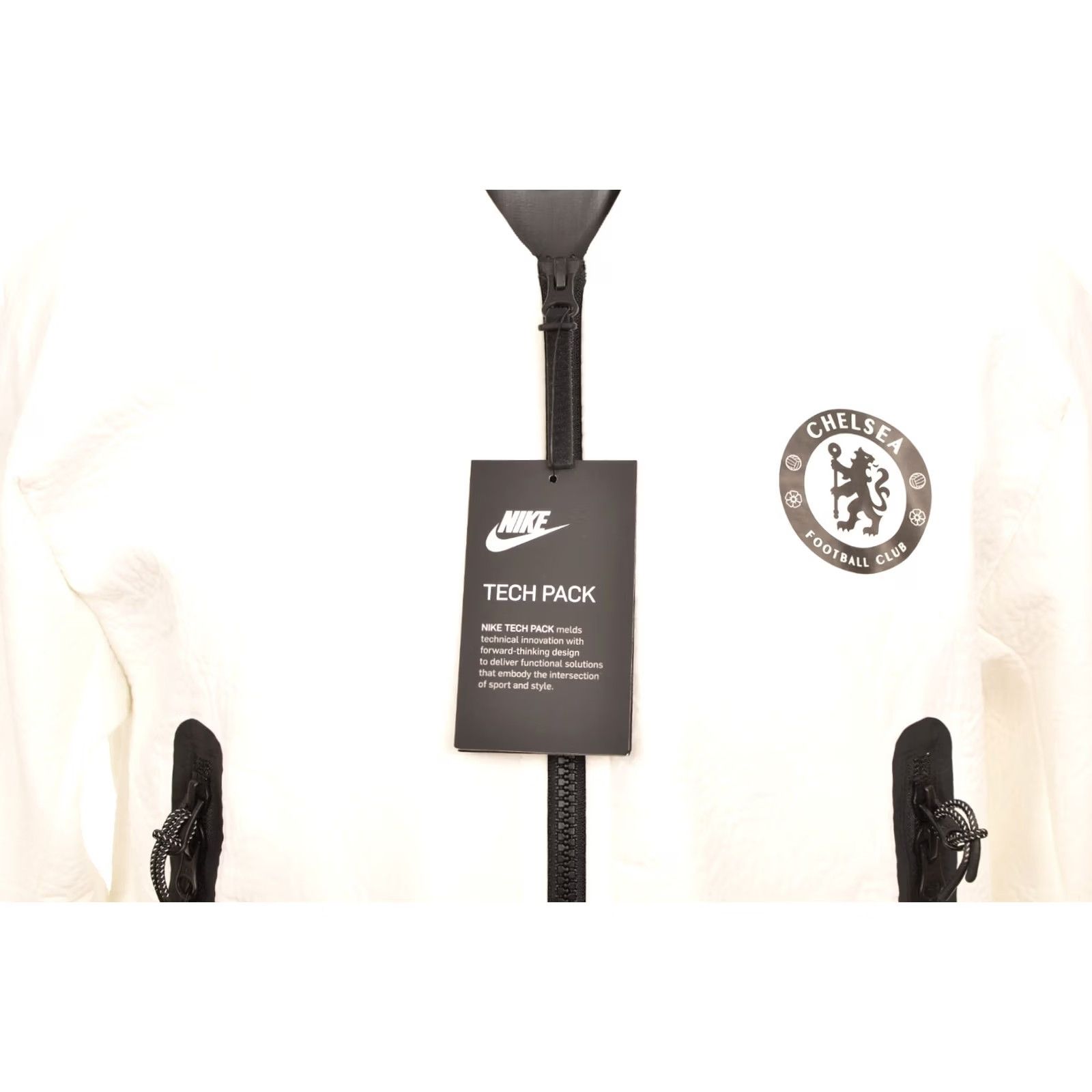 Nike DDP Nike Woven Track Sportswear Tech Pack Jacket Chelsea FC 928561-121 Size S White Mens Jacket Size US S / EU 44-46 / 1 - 2 Thumbnail