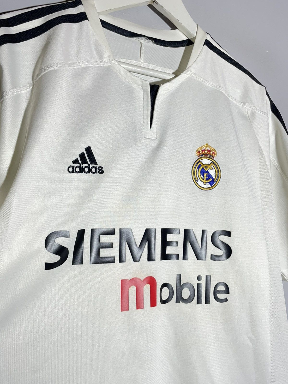 Adidas × Vintage #23 David Beckham Real Madrid Adidas 2003/04 Home Jersey Size US XL / EU 56 / 4 - 6 Thumbnail
