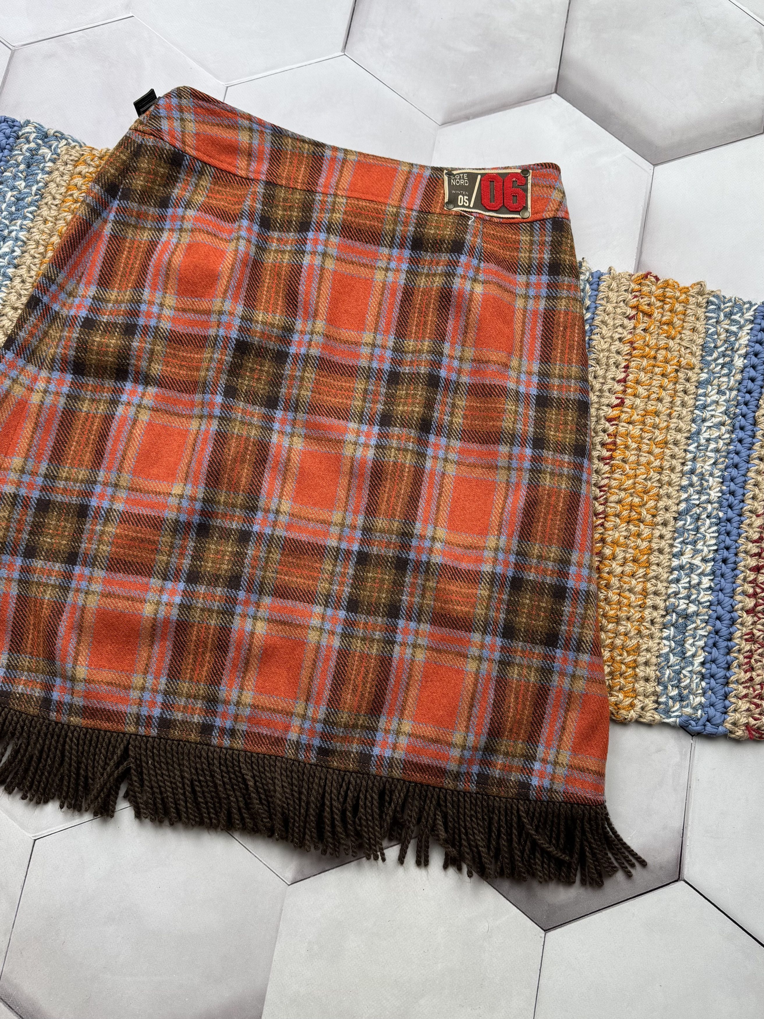 Japanese Brand Vintage Wool Skirt Size 27" / US 4 / IT 40 - 7 Thumbnail