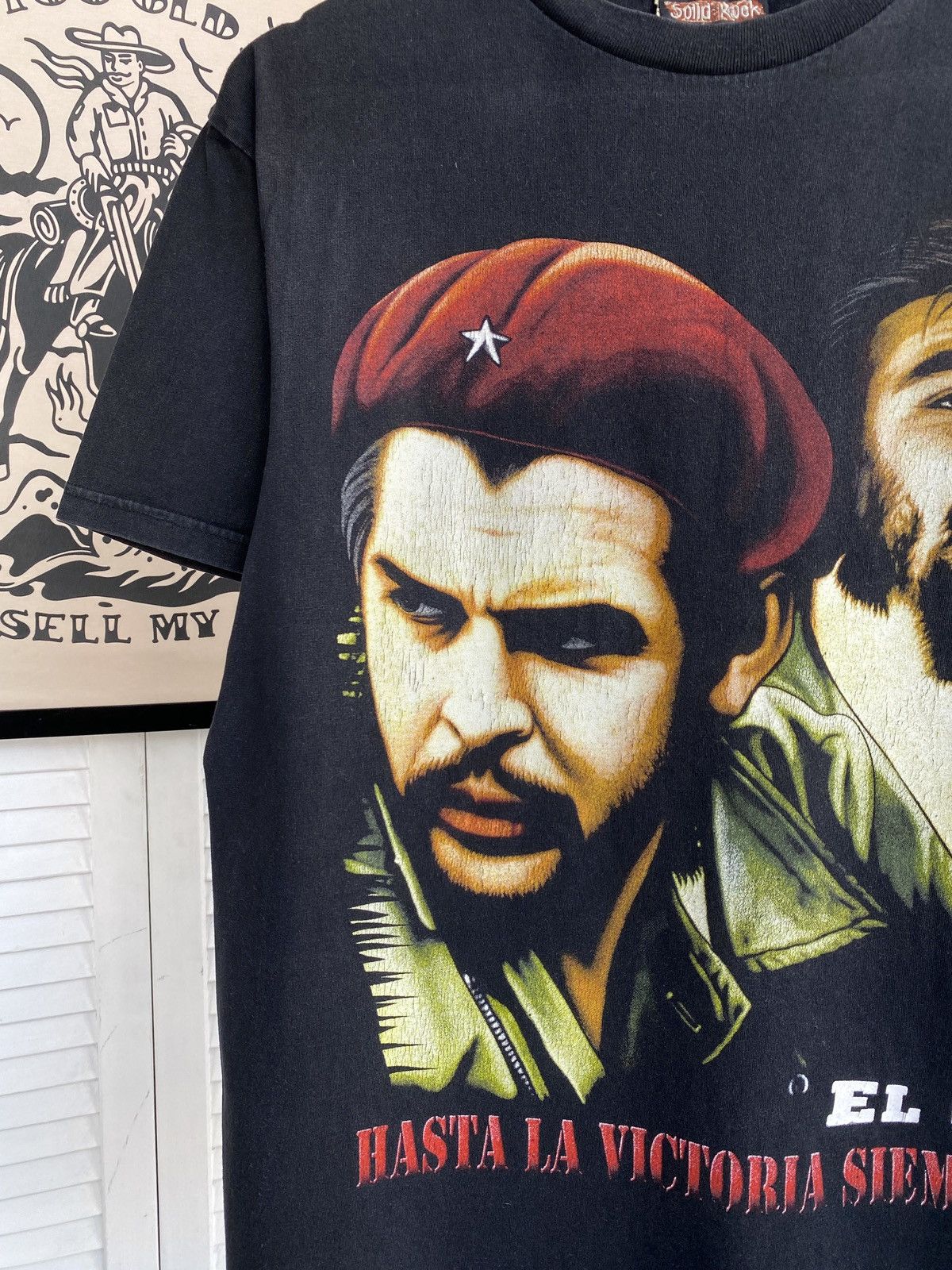 Band Tees × Vintage Vintage 90's Che Guevara USA Solid Rock Tee Shirt Y2K Size US L / EU 52-54 / 3 - 3 Thumbnail