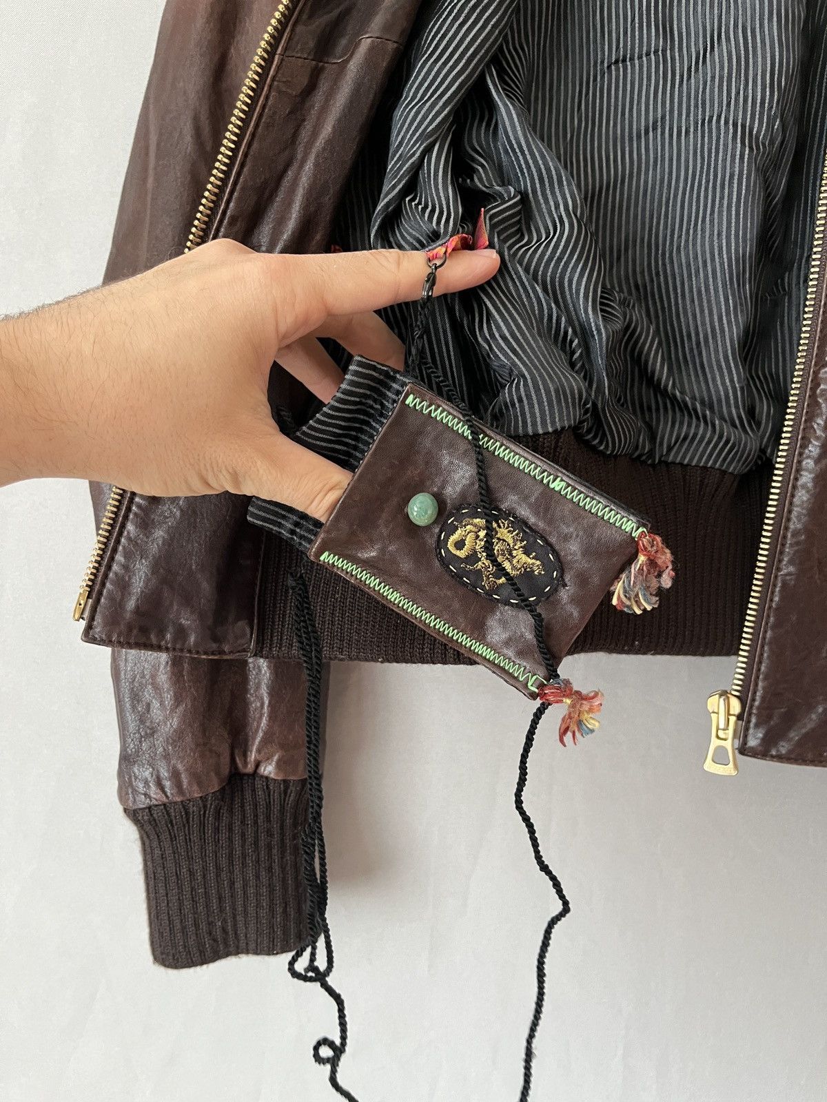 Hugo Boss Hugo Boss Real Leather Brown Bomber Jacket Detachable Pouch Size L / US 10 / IT 46 - 20 Thumbnail