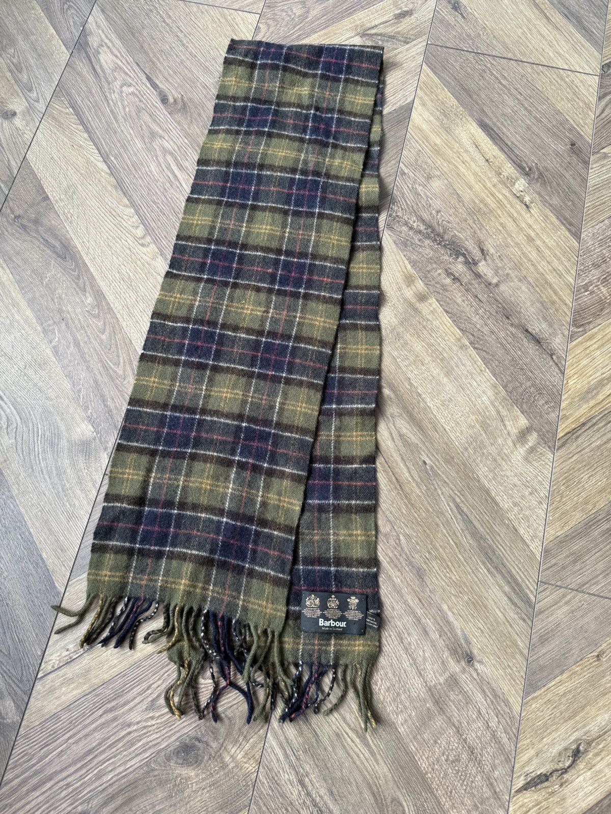 Barbour Vintage Barbour Scotland Wool Tartan Scarf Green Plaid Size ONE SIZE - 3 Thumbnail