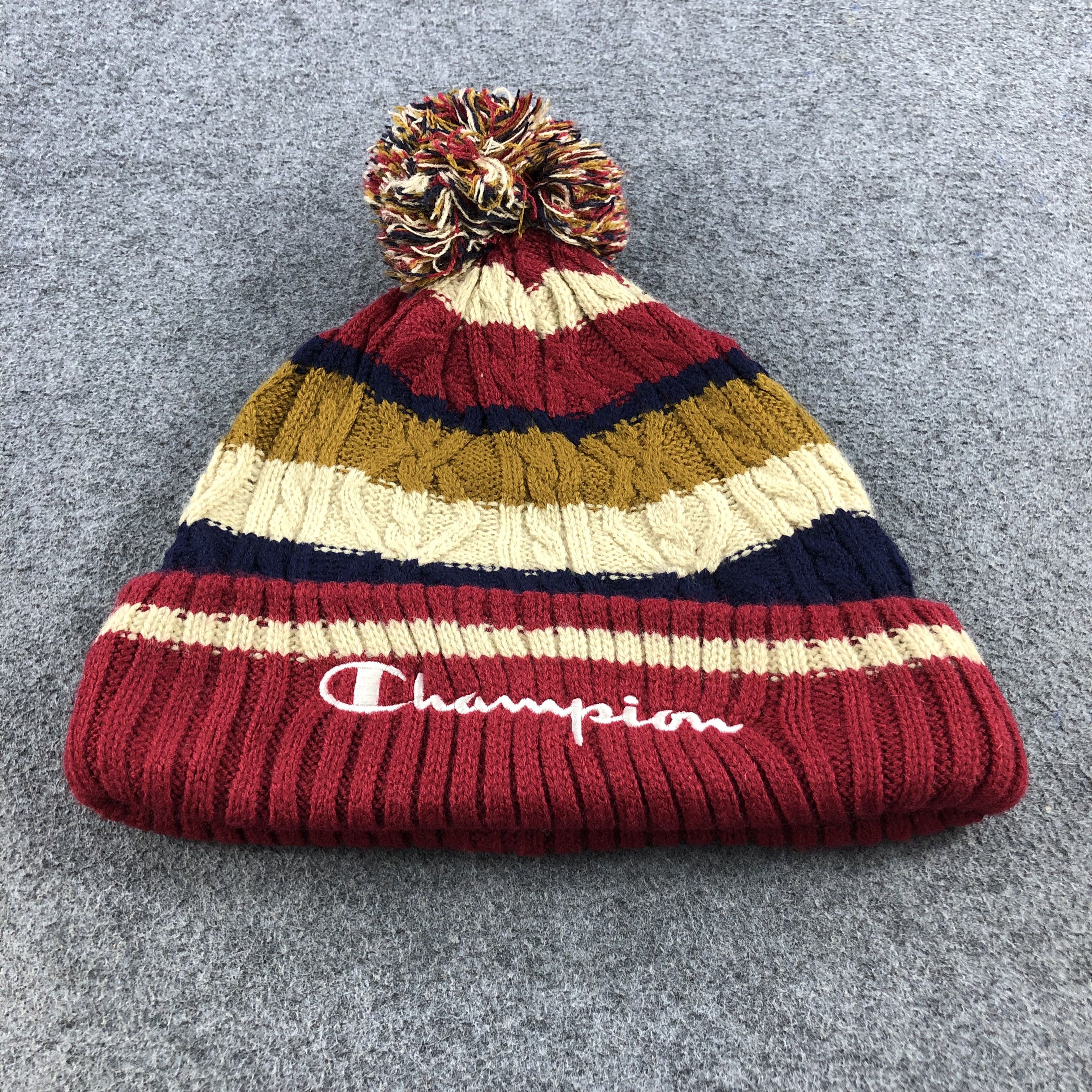 Champion Champion Cable Knit Bobble Beanie Snowcap Snow Hat B147 Size ONE SIZE - 2 Thumbnail