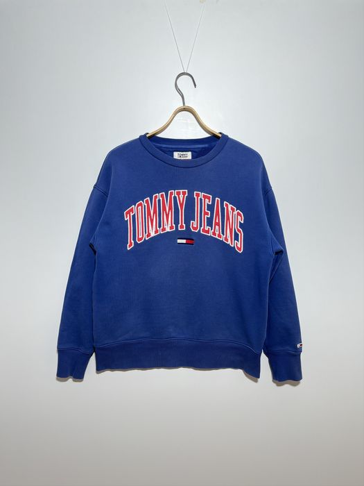 Tommy jeans clean online collegiate sweater