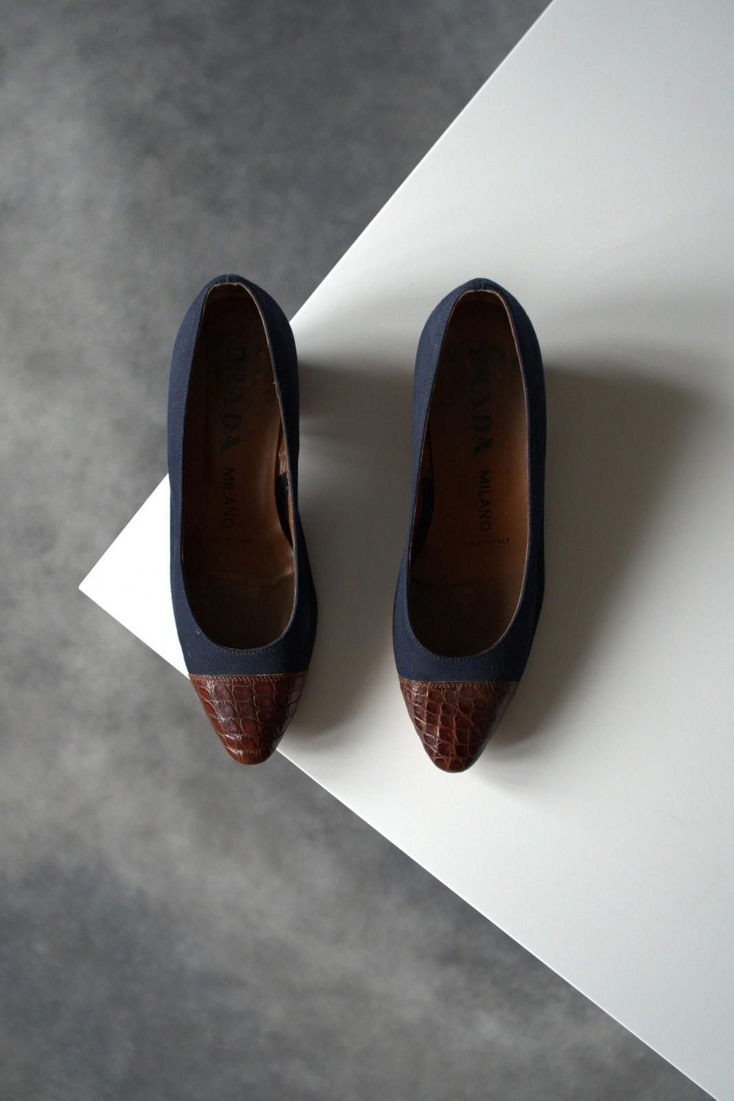 Prada 1990`s Prada Crocodile Pointed Toe Kitten Heel Pumps US5 Size US 7.5 / IT 37.5 - 4 Thumbnail