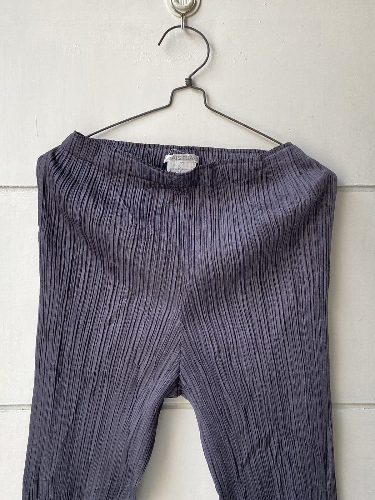 Pleats Please Issey Miyake ISSEY MIYAKE PLEATS PLEASE Grey Pants Size US 26 / EU 42 - 6 Thumbnail