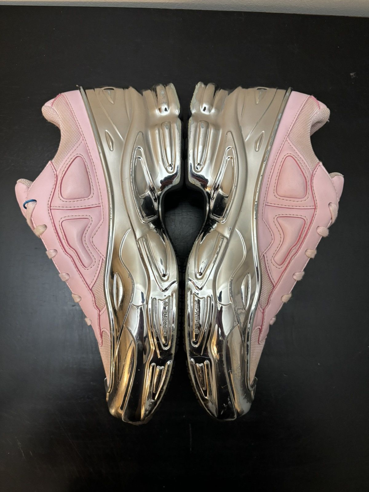 Adidas × Raf Simons adidas Raf Simons Ozweego Pink Silver Metallic Size US 8.5 / EU 41-42 - 4 Thumbnail