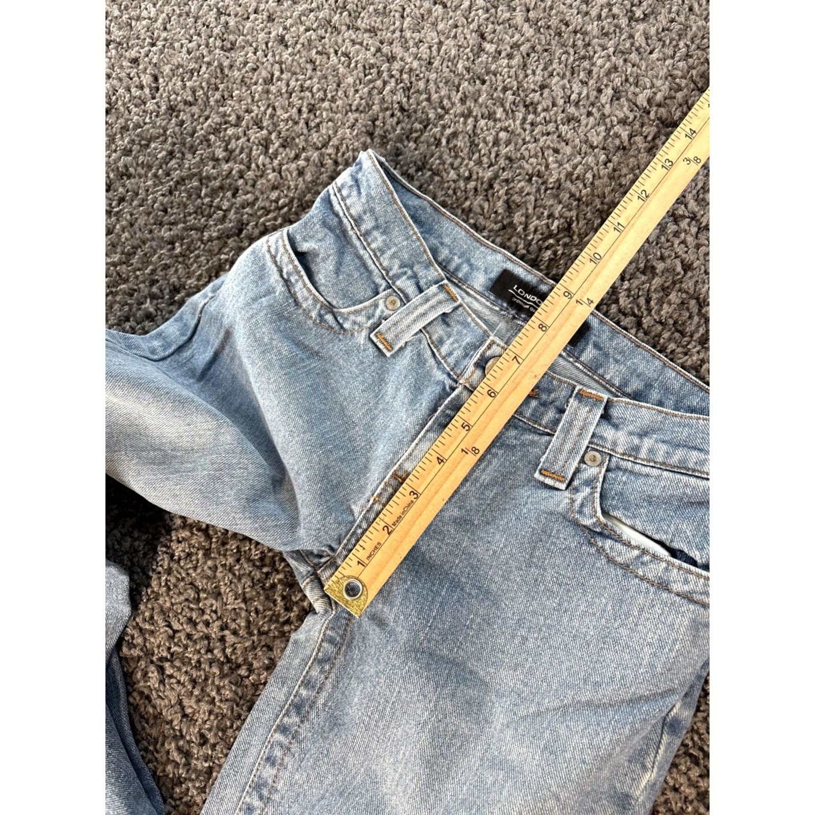 Vintage VINTAGE London Jeans Flare Jeans Womens 28x32 Button Fly Low Rise Light Wash 90s London Womens Jeans Size 28" / US 6 / IT 42 - 5 Thumbnail