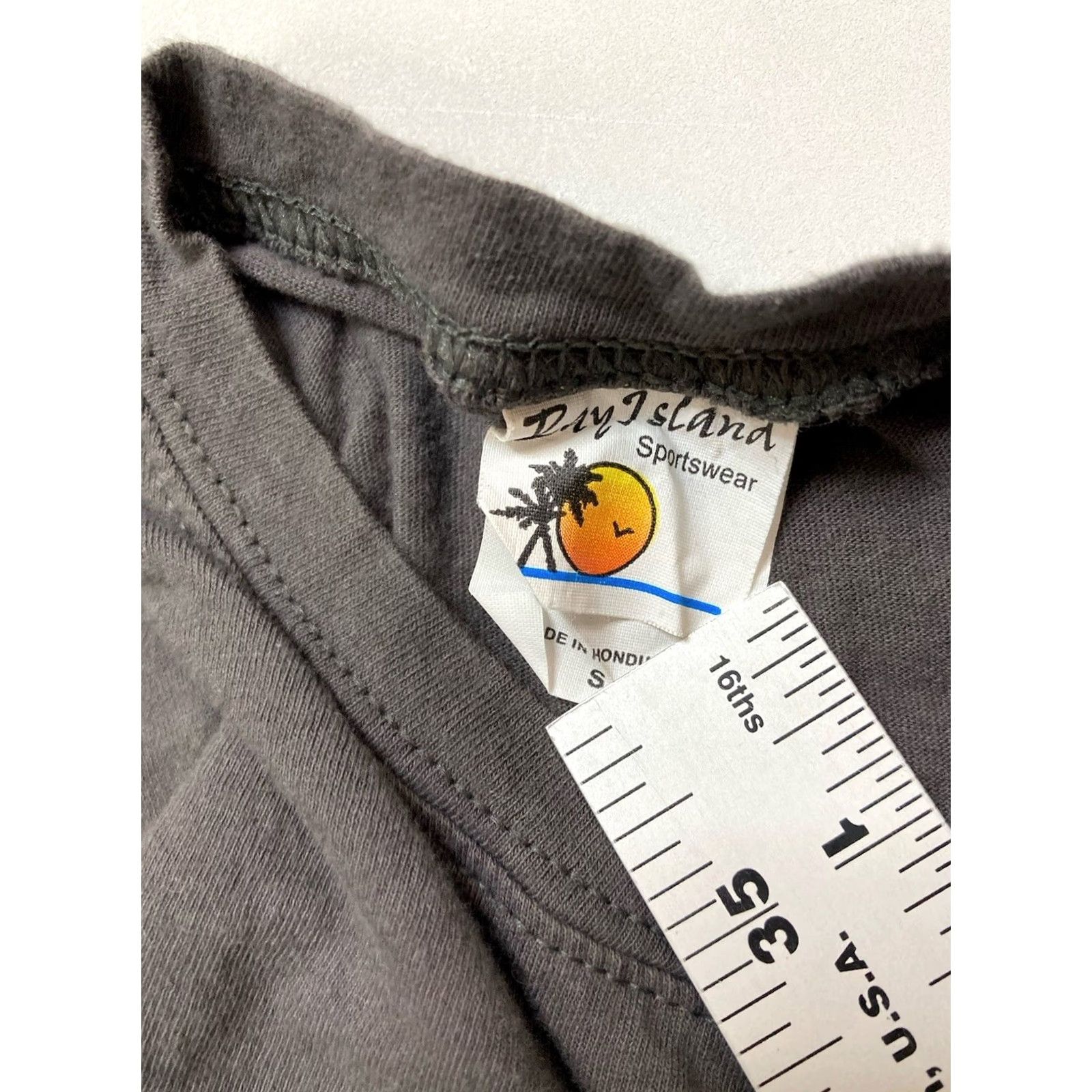 Vintage Guns N Roses T-Shirt Women Small Short Sleeve Music Crew Neck Bay Island Gray, Solid, Cotton, All Seasons, Regular Fit Size S / US 4 / IT 40 - 5 Thumbnail