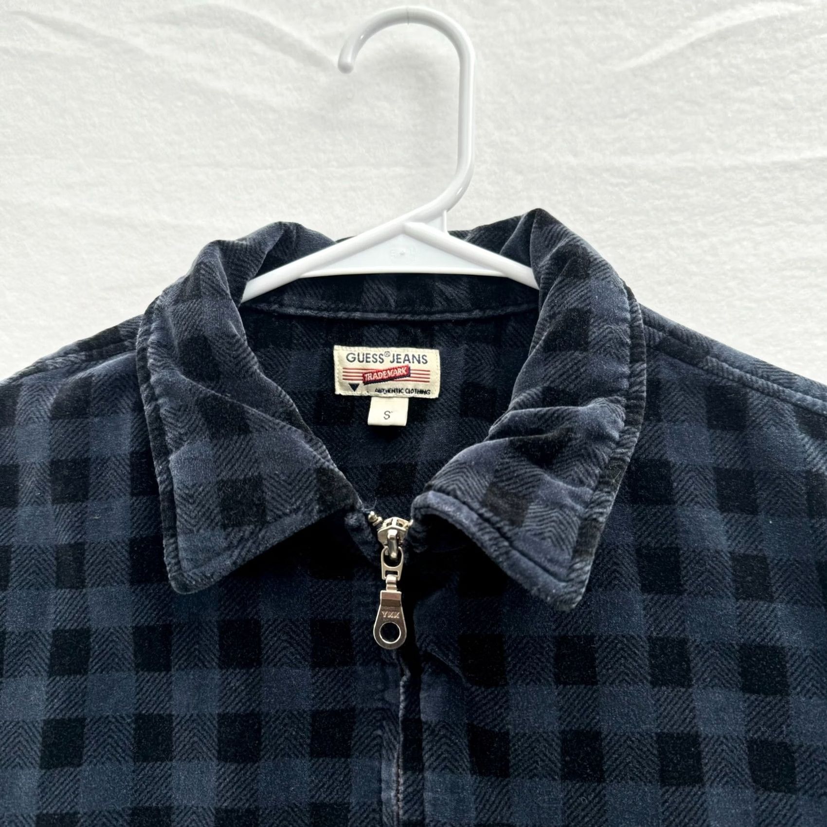Guess VINTAGE Guess USA Mens S Blue Check Plaid Velour Full Zip Flannel Jacket Size US S / EU 44-46 / 1 - 4 Thumbnail