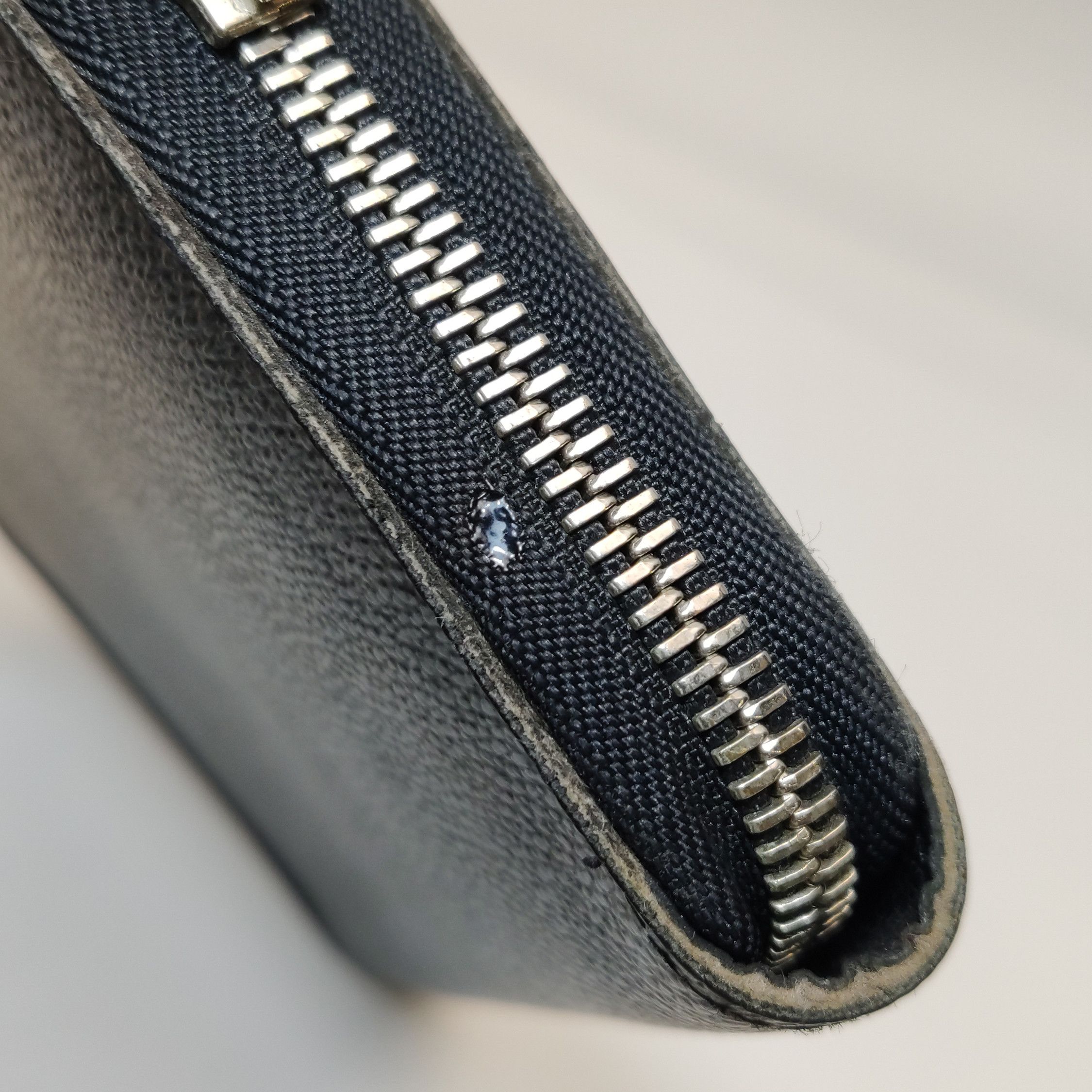 Louis Vuitton Louis Vuitton (LV) Zippy Checkerboard Zipper Clutch -y2506 Size ONE SIZE - 6 Thumbnail