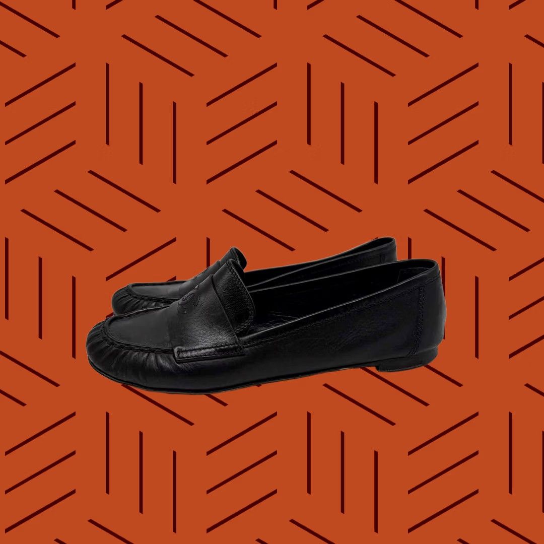 Chanel Chanel Loafer Flats Black Size 38.5 Size US 9 / IT 39 - 1 Thumbnail