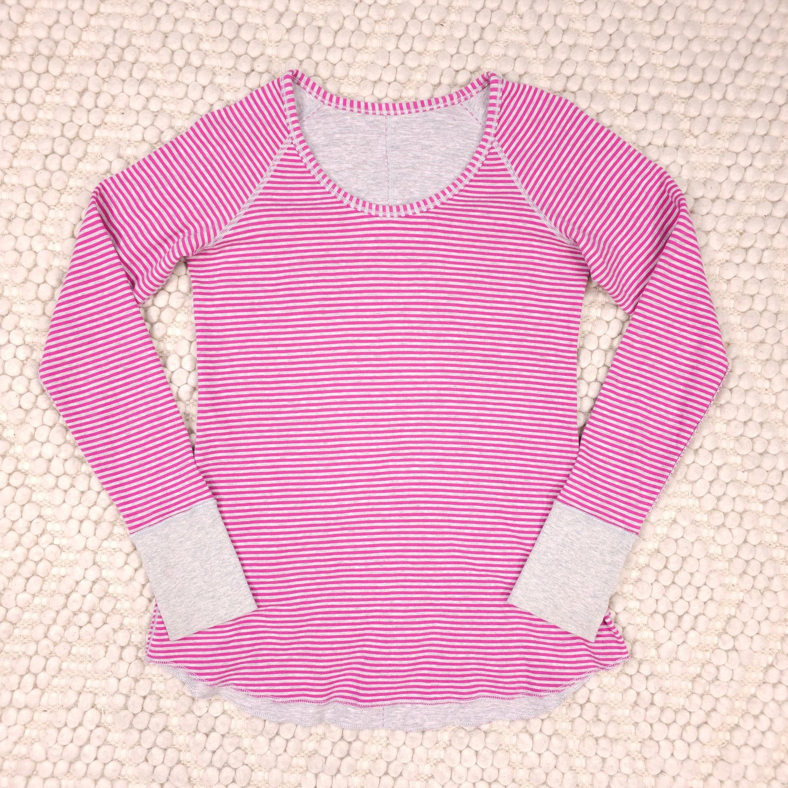 Lululemon Lululemon Open Your Heart Long Sleeve Reversible Tee Sz 6 Size M / US 6-8 / IT 42-44 - 5 Thumbnail