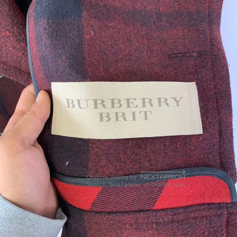 Louis Vuitton Burberry Red Wool Women's Trench Coat. Size XXS / US 00 / IT 34 - 3 Thumbnail