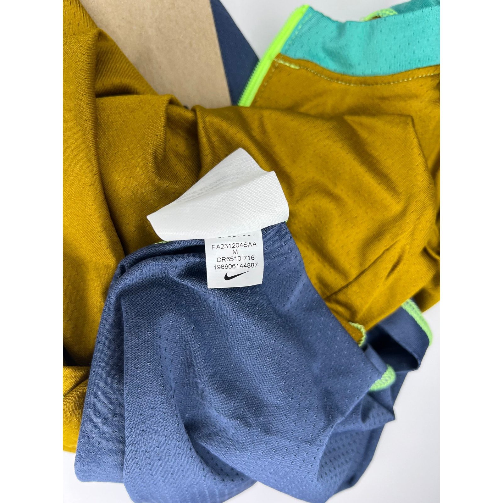 Nike Nike Court Advantage Quarter Zip Tennis Shirt Gold Size US M / EU 48-50 / 2 - 7 Thumbnail