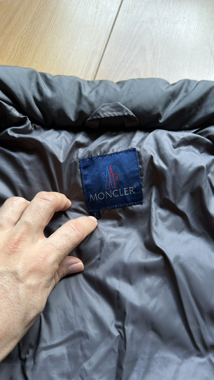 Moncler Moncler vintage down jacket puffer Size US M / EU 48-50 / 2 - 10 Thumbnail