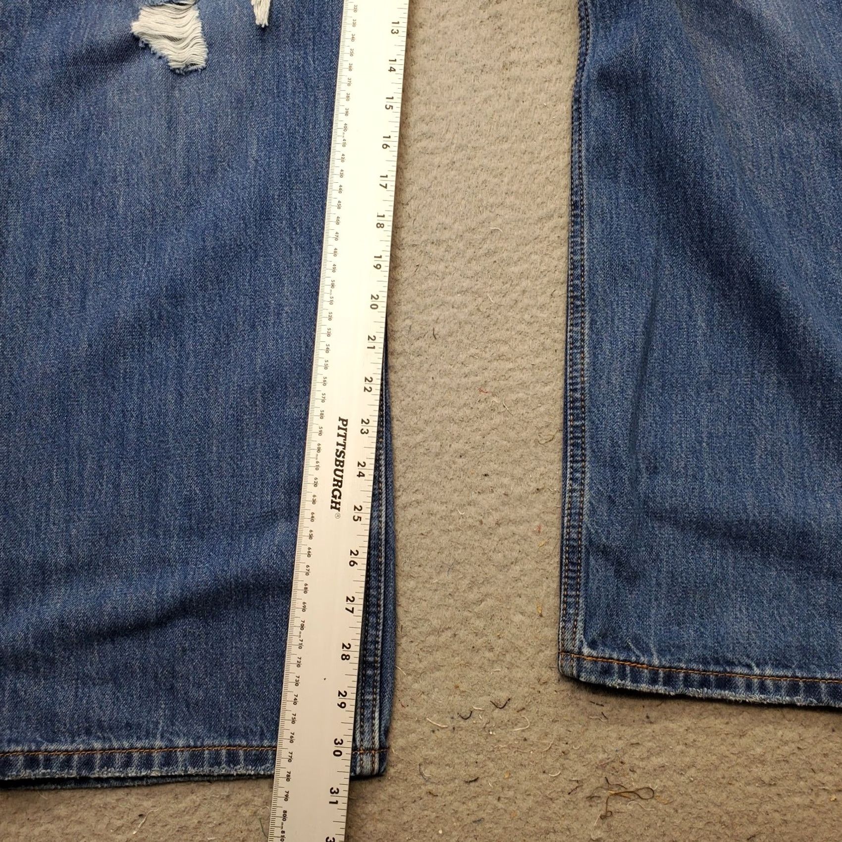 Levi's Levi's Jeans Womens 33 Blue Denim Distressed Whiskered Red Tab Low Pro Straight Shirt Womens Size 33 Blue Denim Distressed 5-Pocket Size 24" / US 00 / IT 34 - 4 Thumbnail