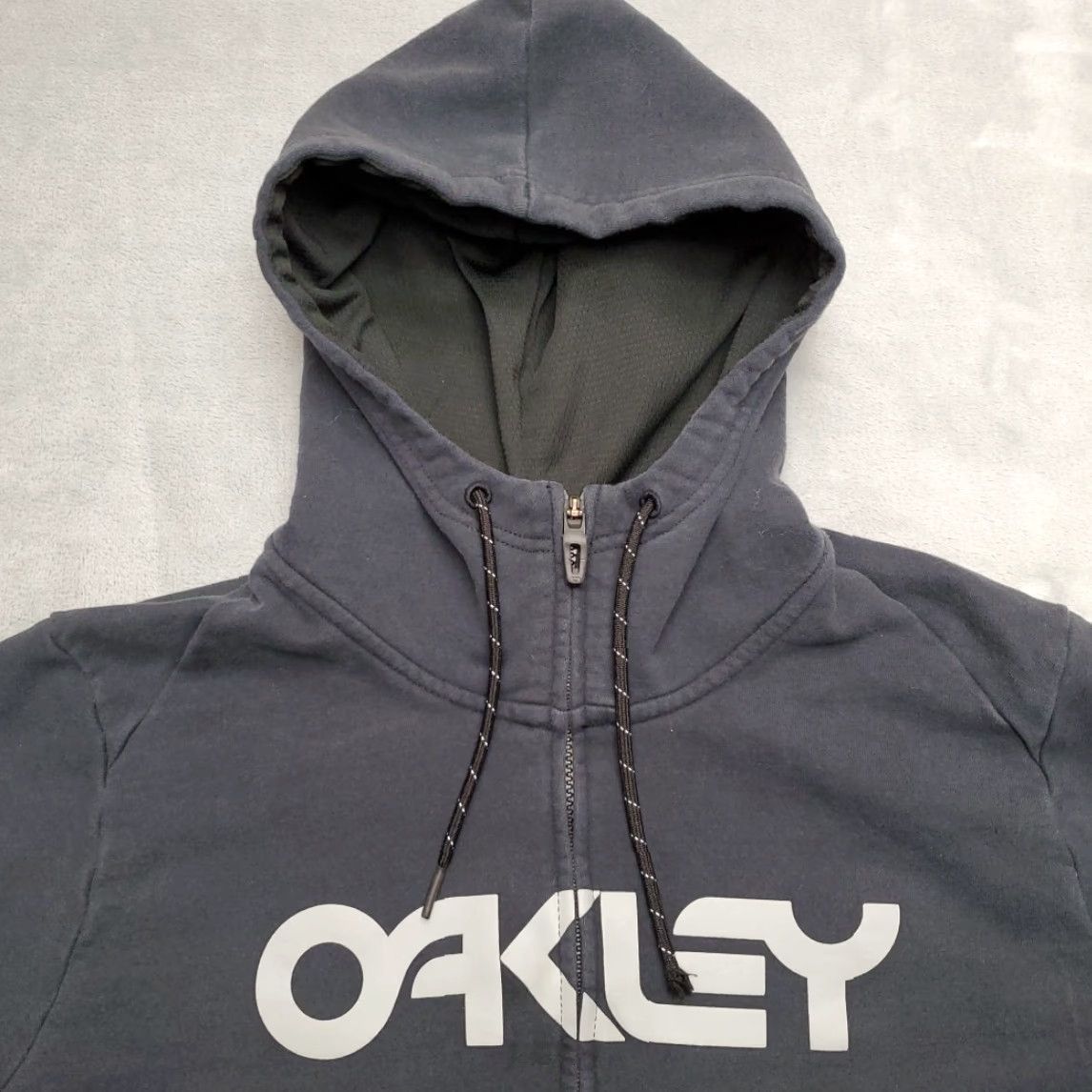 Oakley VINTAGE Oakley Hoodie Mens XL Black Spellout Logo Hooded Full Zip Sweatshirt Size US XL / EU 56 / 4 - 3 Thumbnail