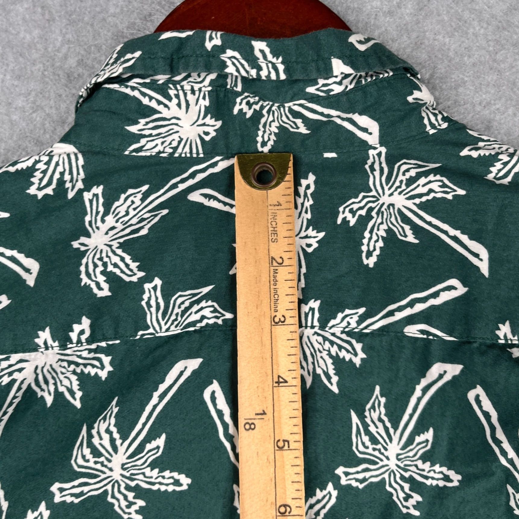 Vintage Molokai Surf Co. Shirt XL Green Palm Tree Print Casual Button Up Short Sleeve Size US XL / EU 56 / 4 - 6 Thumbnail