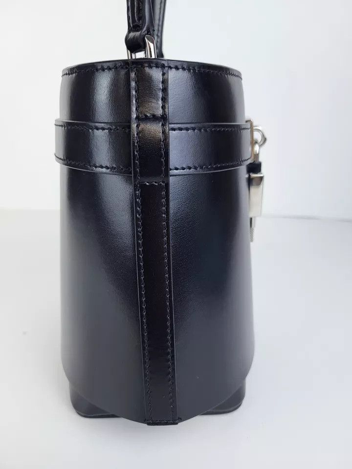 Givenchy GIVENCHY Shark Lock Bucket Bagin Box Leather Black Size ONE SIZE - 8 Thumbnail
