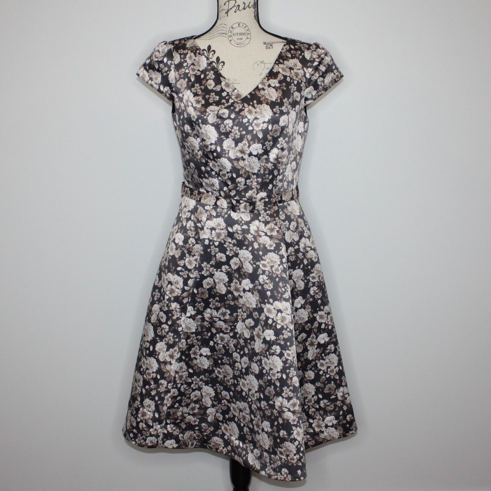 Other Gal Meets Glam Elle Brightex Duchess Satin in Floral Print Size M / US 6-8 / IT 42-44 - 11 Thumbnail