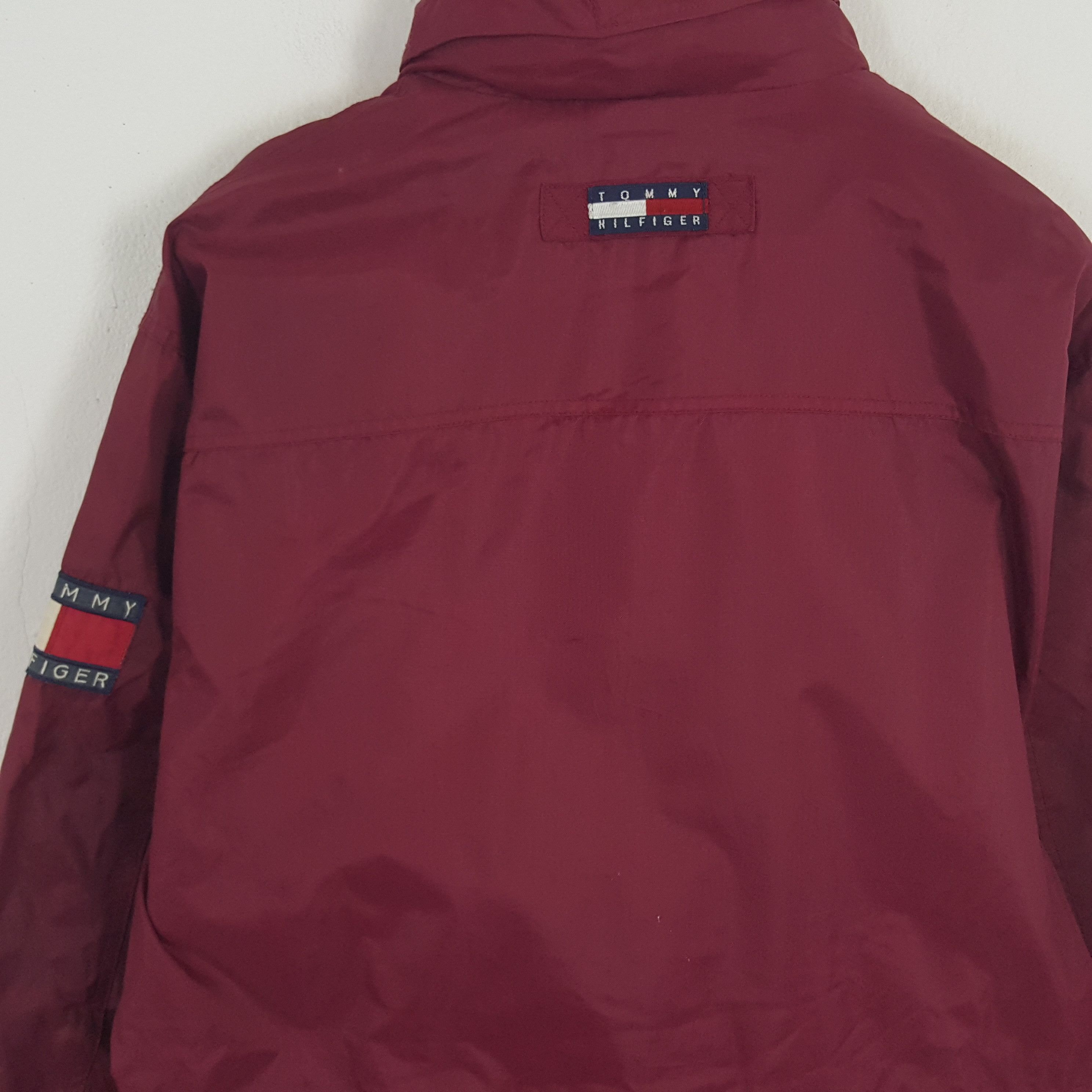 Tommy Hilfiger × Vintage Vintage Tommy Hilfiger Zipper Winter Jacket Size US M / EU 48-50 / 2 - 4 Thumbnail