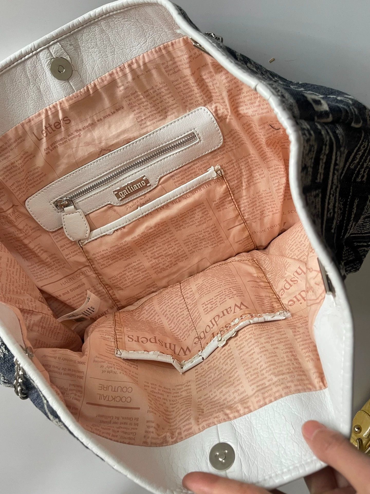 John Galliano John Galliano Oversized Denim Newspaper Print Tote Size ONE SIZE - 6 Thumbnail