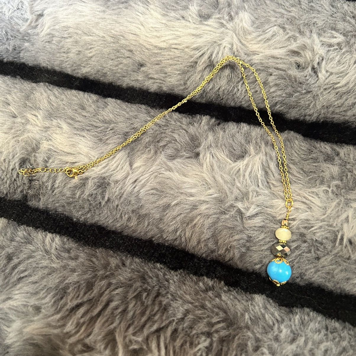 Handmade Handcrafted vintage bead crystal drop pendant necklace Size ONE SIZE - 6 Thumbnail