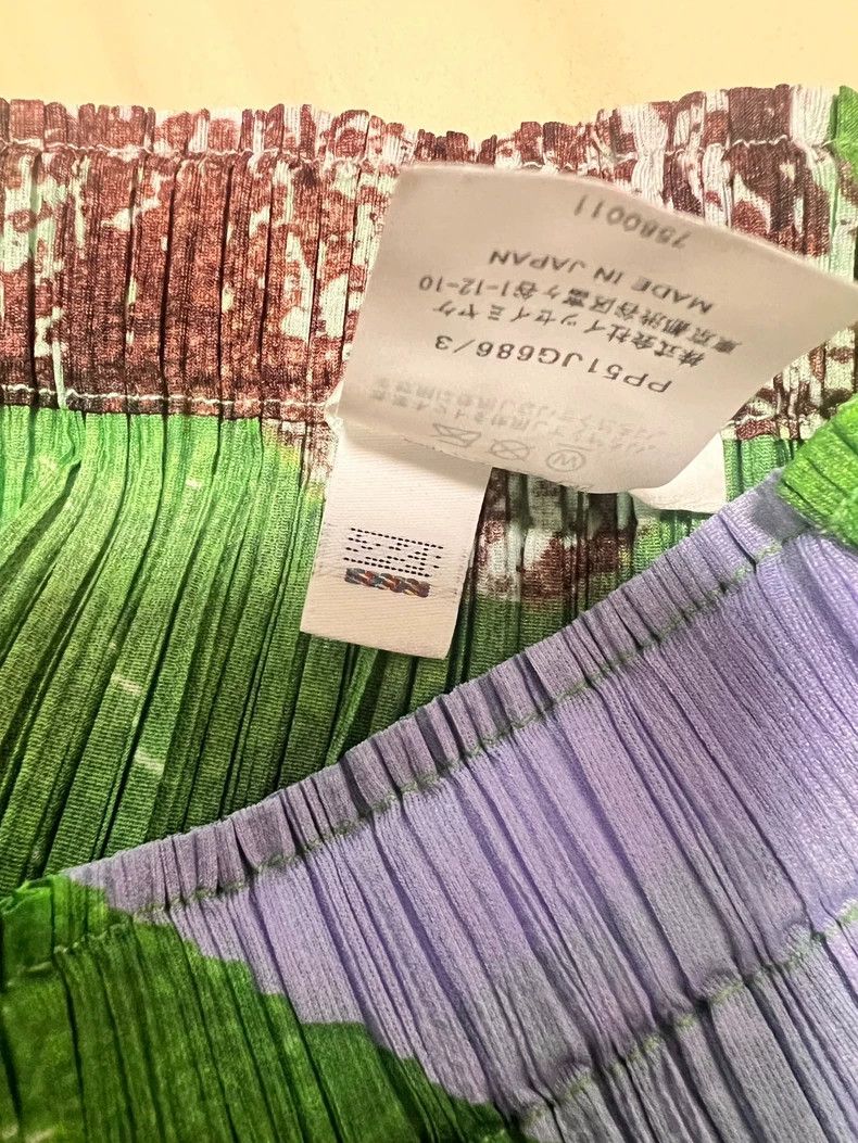 Issey Miyake issey miyake size:3 Purple skirt 2506-Nextarrow Size 42" / US 20 - 4 Thumbnail