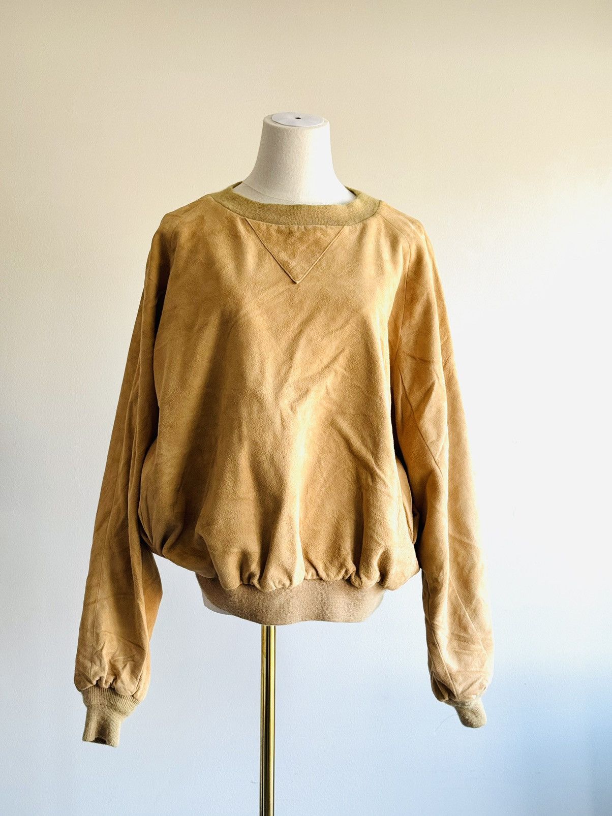 Vintage Vintage fine Suede pullover for Bullocks Wilshire marked XL Size US L / EU 52-54 / 3 - 1 Thumbnail