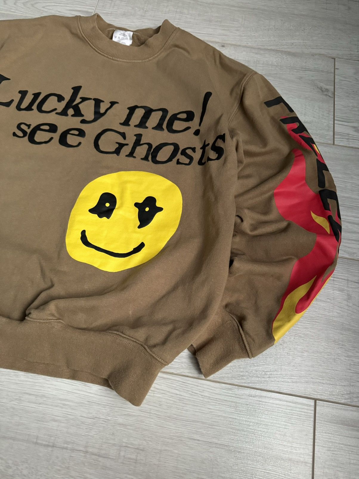 Rap Tees × Vintage Lucky me I see ghost camp flog gnaw nov 11 sweatshirt Size US S / EU 44-46 / 1 - 2 Thumbnail