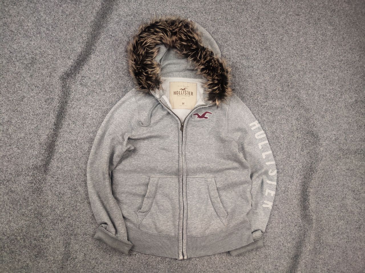 Hollister Y2K HOLLISTER FUR ZIP HOODIE | Grailed
