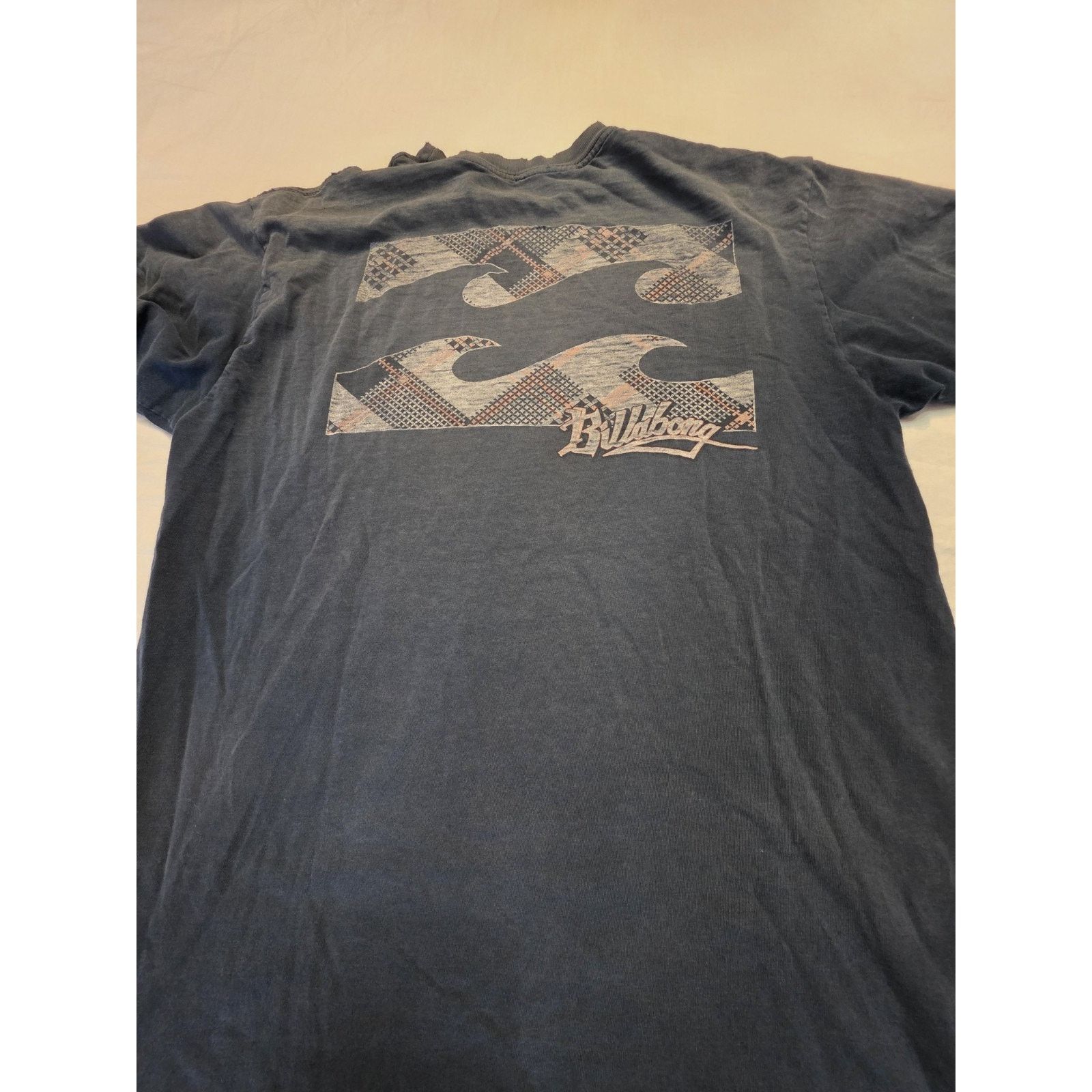 Billabong Billabong Men's Size Small Short Sleeve Black Faded Vintage Size US S / EU 44-46 / 1 - 2 Thumbnail