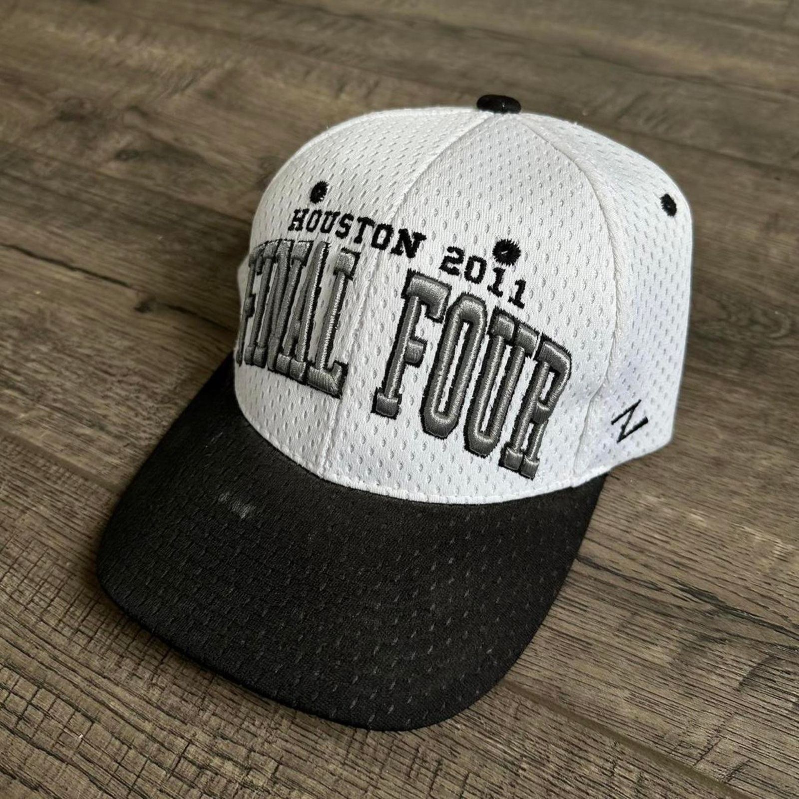 NCAA × Vintage Vintage 2011 Houston NCAA Final Four College Basketball Hat Size ONE SIZE - 2 Thumbnail