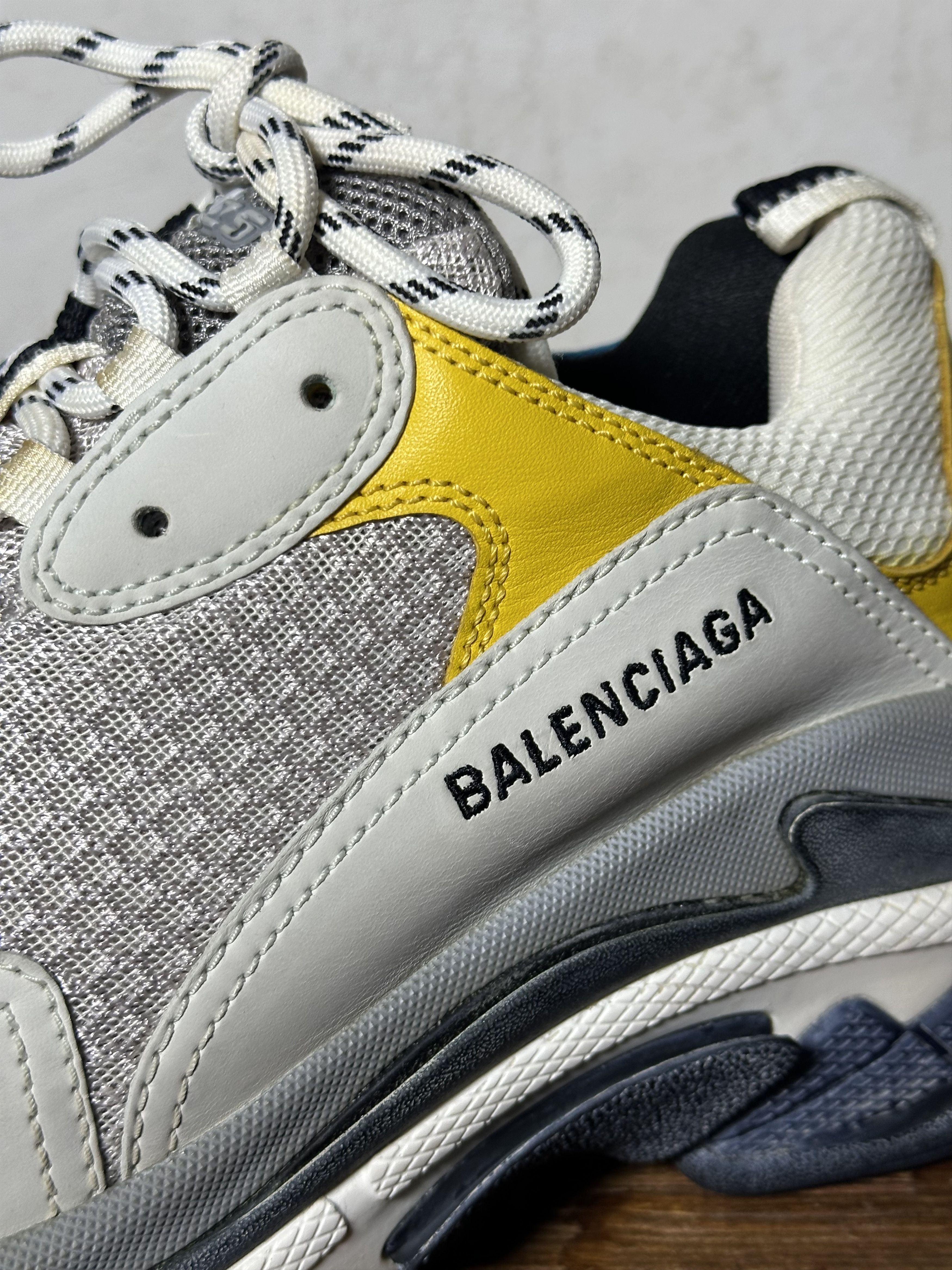 Balenciaga Balenciaga Triple S Split White Light Grey Yellow Size US 11 / EU 44 - 9 Thumbnail
