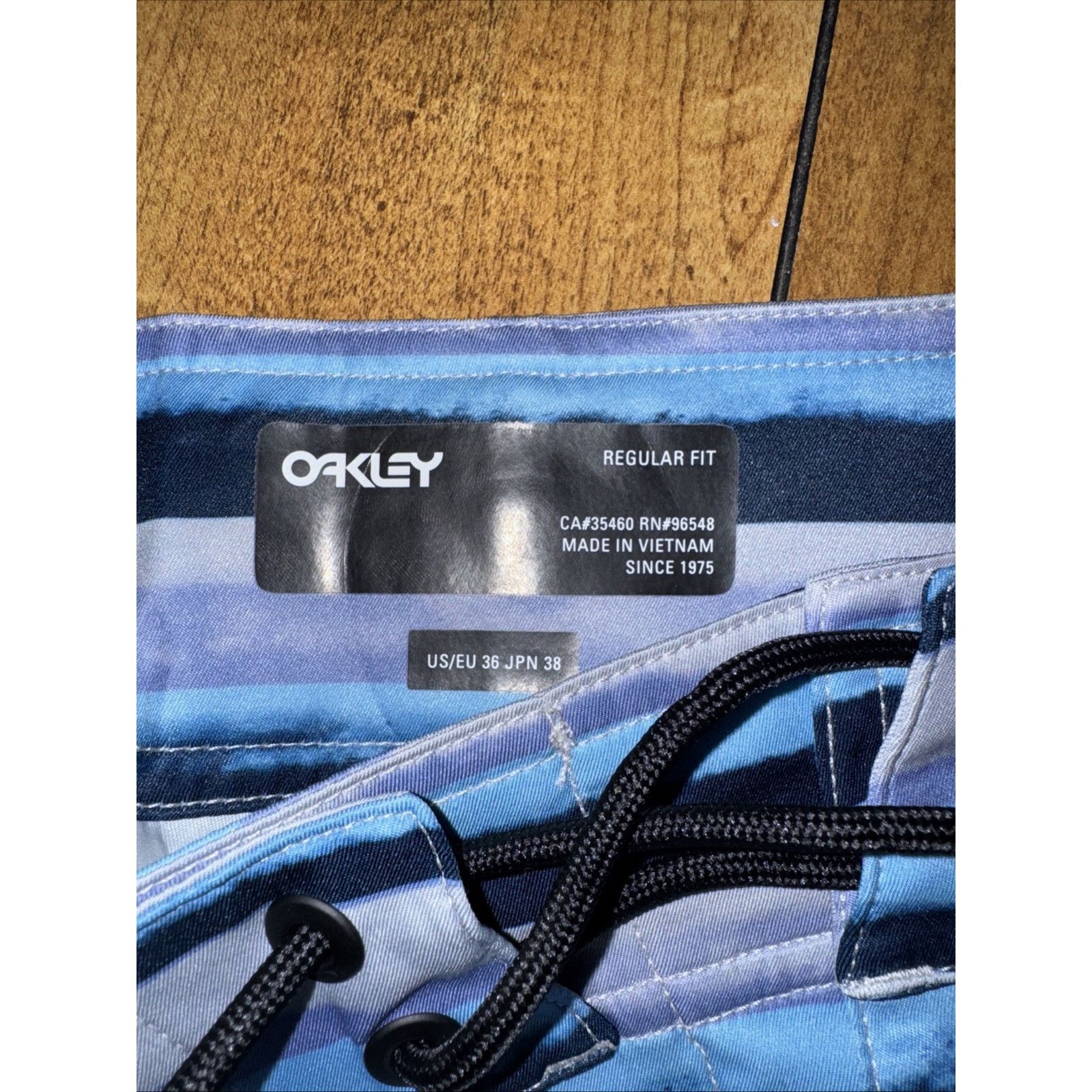 Oakley BNWT Oakley Swim Trunks Kana 21 2.0 Blue Size 36 Regular Fit Size US 36 / EU 52 - 4 Thumbnail